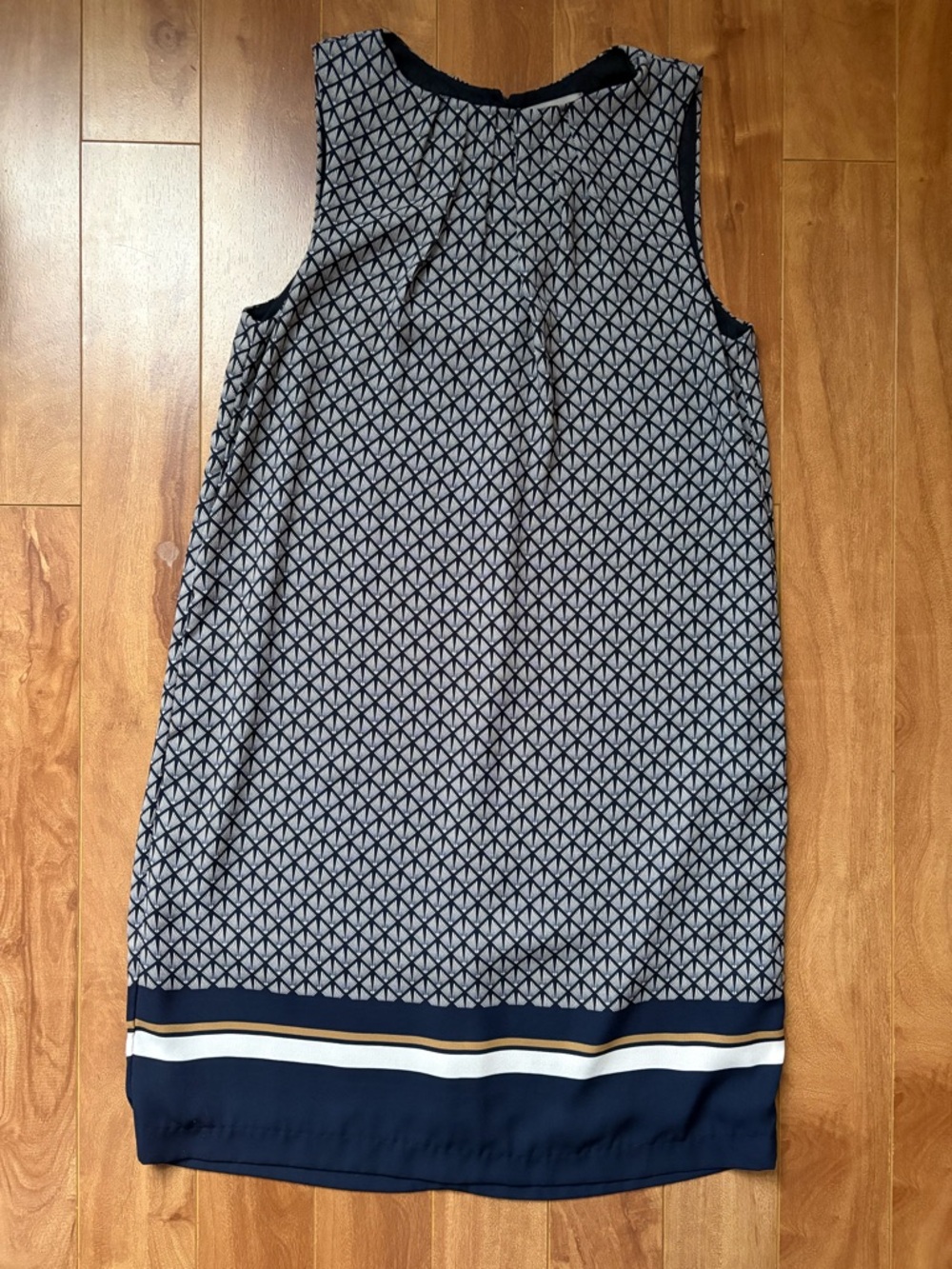 H&M Navy and Cream Geometric Sleeveless Dress